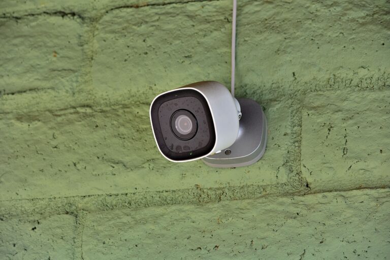 home-security-camera-min